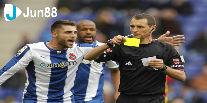 Kèo Thẻ Vàng Đặt Cược Ngay Và Tận Hưởng Những Pha Bóng Đầy Kịch Tính 4 Chơi cá cược thể thao và những lời khuyên hữu ích dành cho bạn