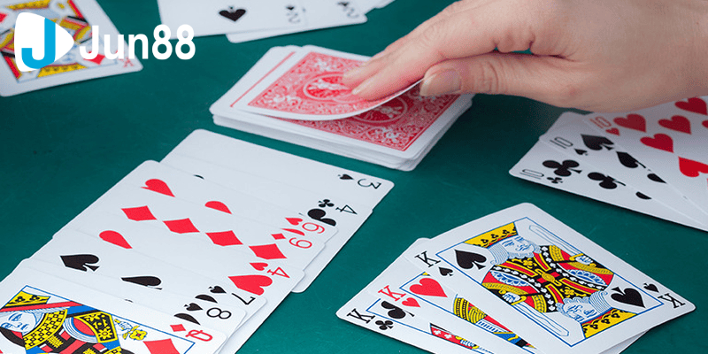 Chiến Lược Cá Cược Hiệu Quả Trong Game Bài Cào Rùa 2 Xây dựng chiến lược cá cược thông minh và phù hợp với từng tình huống trong mỗi ván bài.