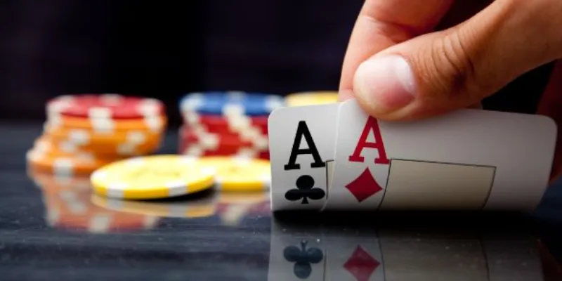 Phân tích kỹ lưỡng các tình huống thường gặp trong xì dách