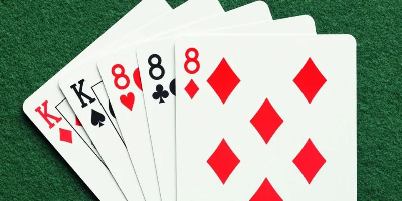 Cách chơi Tú Lơ Khơ – Chiến thuật đánh bài khiến đối thủ bất ngờ 3 Những lá bài và bộ bài mạnh trong tú lơ khơ